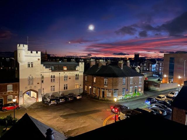 The Penthouses, 8 Albion Mews Chester Exterior foto